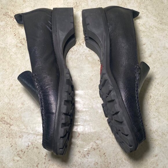 Cole Haan Womens Black Leather Loafers Size 8 Textured Lug Sole Slip-On Comfort - Picture 4 of 10